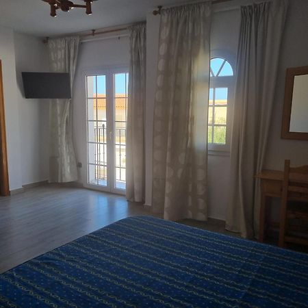 Hostal Calaverde บียารีกอส ภายนอก รูปภาพ
