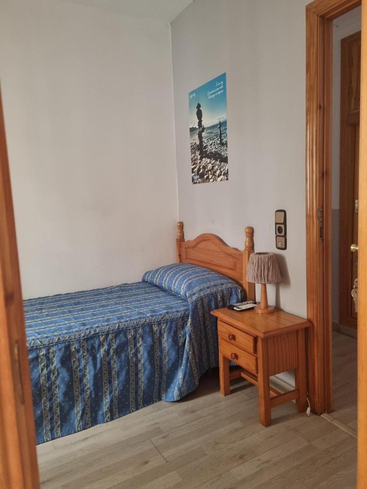Hostal Calaverde บียารีกอส ภายนอก รูปภาพ